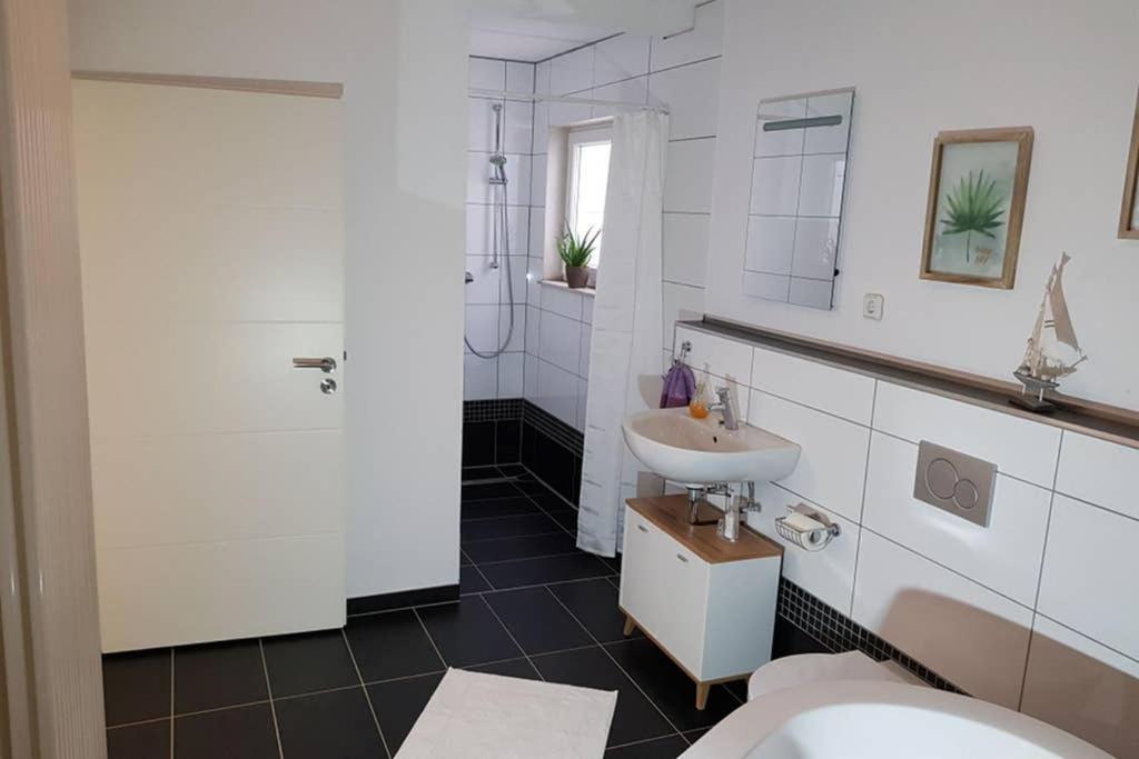 Idyllische Ferienwohnung Zum Wohlfuehlen+Entspannen Lichtenstein  Esterno foto